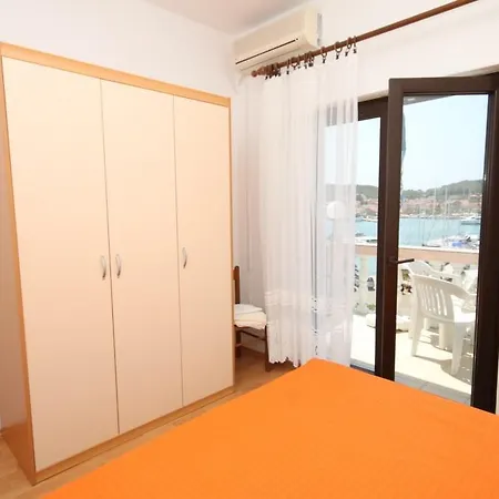 8318c Apartment *